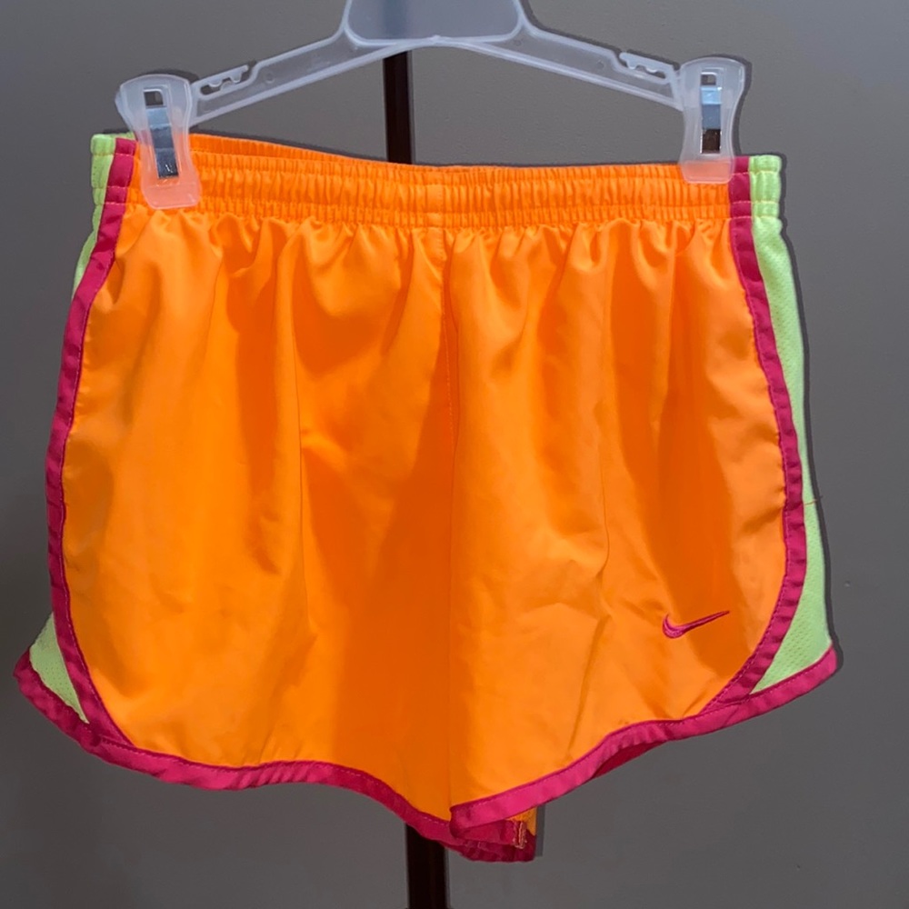 Nike dry fit kids athletic shorts size Medium